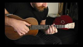 Ukulele Baritone Chevalier présentation [upl. by Rella47]