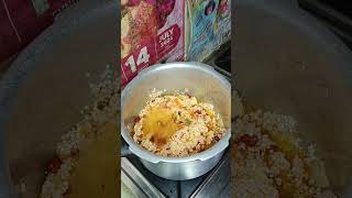 Sabudane ki khichdi  asi khichdi jo sabhi ko pasnd aae  short cooking videos  please like🥺☺️ [upl. by Aihsyak]