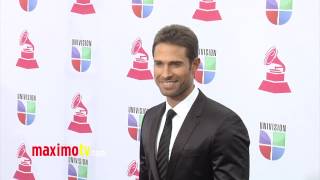 Sebastian Rulli XIII Latin Grammy Awards Alfombra Verde ARRIVALS [upl. by Leroj]