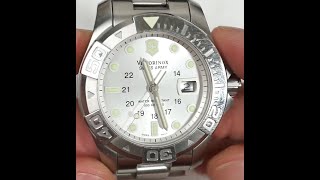 Victorinox dive master 500 241039 with a Swiss Ronda 715 movement battery replacement  review [upl. by Lonier]