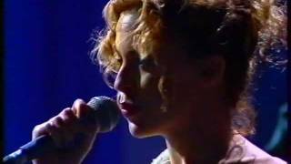 Kylie Minogue amp Nick cave  Where The Wild Roses Grow  LIVE TV [upl. by Beshore135]