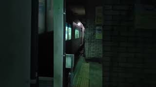 Seoul Line 1 for Sinchang Express arriving at Dongdaemun 수도권1호선 신창행급행 열차가 동대문역에 도착 [upl. by Ynamrej139]