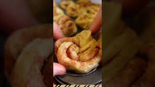 Cruffin  Croissant  Muffin [upl. by Seiber]