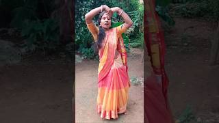 Badi mushkil baba badi mushkilshorts dance hindi song [upl. by Heim139]