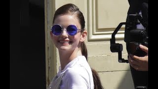 Mackenzie Foy  Paris 3 july 2018 Fashion Week show Chanel  juillet PFW [upl. by Nage]