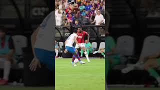 Tutorial de un quotdrible eficientequot 😳🔥 football soccer footballshorts shorts viral [upl. by Jezreel770]