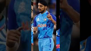 Siraj vs Arshdeep vs Adjust price bumrah cricket viralvideo v [upl. by Shaff]