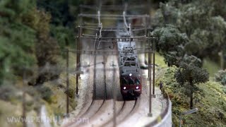 Modellbahn H0  Die wunderbare Miniaturwelt auf dem Kaeserberg in der Schweiz [upl. by Lenhart537]