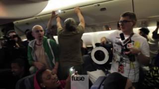 Streaker On Rihannas Tour Plane  777 Tour [upl. by Netsirhc]