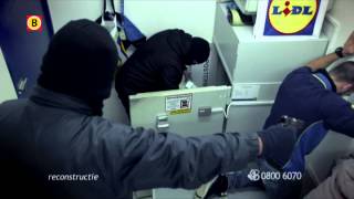 Bureau Brabant  Prinsenbeek Gewapende overval Lidl 27112013 [upl. by Hasty]