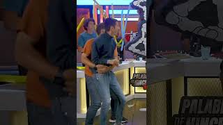 ¡LE ROMPIERON LA PIÑATA AL FLACO GRANDA humor comedia nosomostv [upl. by Nattirb]