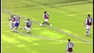 Riyad Mahrez skills fools 3 West Ham defenders at one go EPL 2016 [upl. by Ahsinehs]