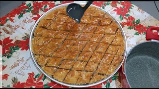 Prerja e bakllavasë  Sekreti i pjekjes dhe sherbeti 🎄🎅bakllavatradicionalbaklava [upl. by Ranie]