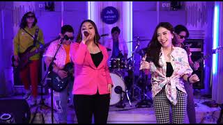 GANTENGNYA PACARKU  NINI CARLINA COVER BY SAMANTHA BAND feat DEVI NATALIE  YANG GANTENG SINI YUK [upl. by Ferdy655]