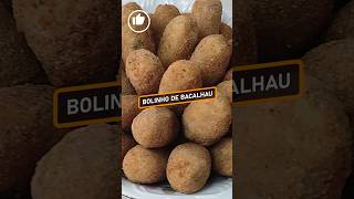 Bolinho de Bacalhau Fácil e Delicioso  Rende 40 croquetes receita salgadofrito bacalhau bolinho [upl. by Cristie]