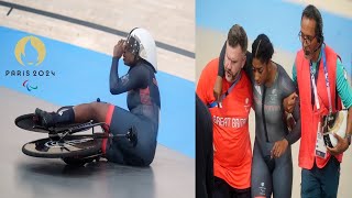 Kadeena Cox Bad fall in Womens 500m time trial C45 Para cycling Track final at Paralympics Paris [upl. by Findlay]