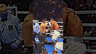 Devin Haney WOBBLED by Linares😱 devinhaney jorgelinares boxing [upl. by Eirhtug]