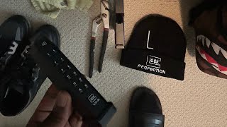 HOW TO REMOVE AND INSTALL 2 BASE PLATES FOR GLOCK MAGAZINES [upl. by Llenreb]