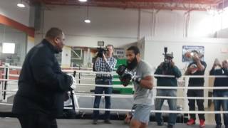 Lamont Peterson Sick Mitt Work Speed and Power EsNews Boxing [upl. by Enyehc]