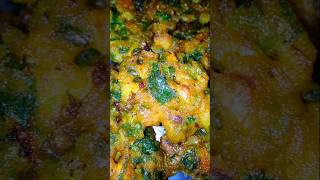 Aloo palak pakora village style Shorts video [upl. by Rogergcam]