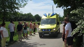 Einsatz auf der Weinmeile RTW DRK NaumburgNebra Einsatzfahrt [upl. by Hcirdeirf]