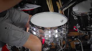 Dunnett Classic Drums Model 2N Snare Drum Shootout 55x14 Aluminum vs 65x14 Bronze [upl. by Yhotmit]