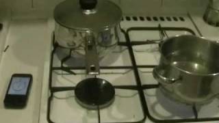 Boiling water with and without the lid  by KnowYourPlanet [upl. by Assen778]