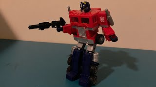 Transformers legacy united g1 universe optimus prime [upl. by Kentigera]