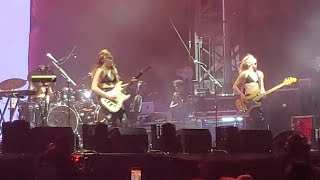 Haim  quotThe Stepsquot Live at Firefly Music Festival Dover DE 92422 [upl. by Clerk157]