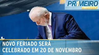 Lula assina lei que torna dia da Consciência Negra feriado nacional  Primeiro Impacto 221223 [upl. by Nwahser]