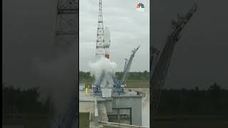 Weeks After Chandrayaan3 Launch Russia Blasts Off Luna25 In Race To Moon  CNBC TV18 [upl. by Delora376]