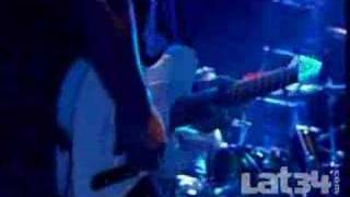 Deftones  Hole In The Earth Live  LG Action 2006 [upl. by Sineray]