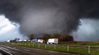 Chasing a Violent Tornado in Iowa  Minden Iowa [upl. by Sandy75]