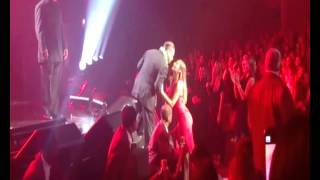 Luis Miguel besa tiernamente a su hija Michelle Salas Las Vegas 2014 [upl. by Dix]