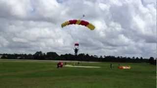 Multiple skydivers landing in high wind [upl. by Nofets]