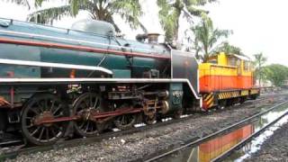 Steam Locomotives at Thonburi Rail Depot [upl. by Busby]