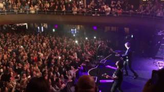 Goo Goo Dolls  Iris live at the Albert Hall Manchester 121016 [upl. by Torrence]