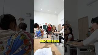 Le professeur la punie au tableau mais quelque chose de choquant s’est ensuite passé  😱 [upl. by Stanwood]