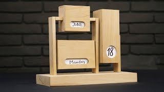 DIY Endless Calendar from Wood [upl. by Josy]