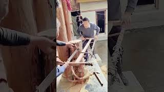 Push pull saw vertical sawing process of wood pillars [upl. by Marilou]