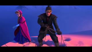 Frozen  Il Regno di Ghiaccio  Fuga da Marshmallow  Clip dal film  HD [upl. by Canute]