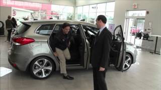 2014 KIA Rondo  Canadian Review [upl. by Glennis]