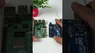 Arduino VS Raspberry Pi in Hindi [upl. by Uzzial]