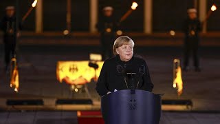 quotDankbarkeit und Demutquot Angela Merkel und der große Zapfenstreich zum Abschied [upl. by Liahcim]