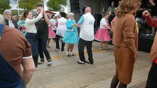 20190512 Rosmalen Jukebox open air market 88 The thunderbirds dansen muziek Blue Moon Trio [upl. by Aznerol]