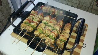 BROCHETAS O PINCHOS DE POLLO CON quotCHIMICHURRIquot  CHIKEN KEBABS  BROCHETTES DE POULET [upl. by Scottie]