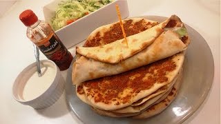 طريقة عمل البيتزا التركيه turkse pizza lahmacun pizza [upl. by Aneerehs]