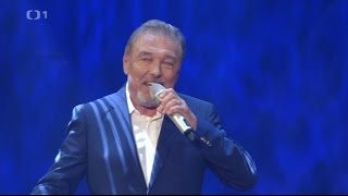 Karel Gott na koncertě Hany Zagorové v Lucerně  2016 [upl. by Melicent]