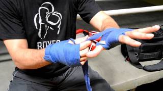 Bendaggio Mani Fasce  Hand wrapping for Boxe [upl. by Doroteya]