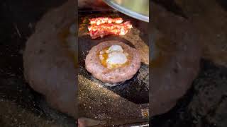 Next Level Breakfast Burger Spiegelei direkt im Patty 🍳 [upl. by Oterol]